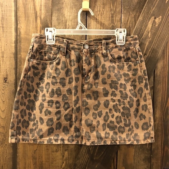 BlankNYC Skirt - Picture 2 of 6